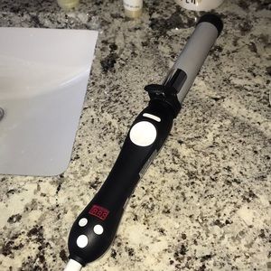 Beach waver! used 2 times!